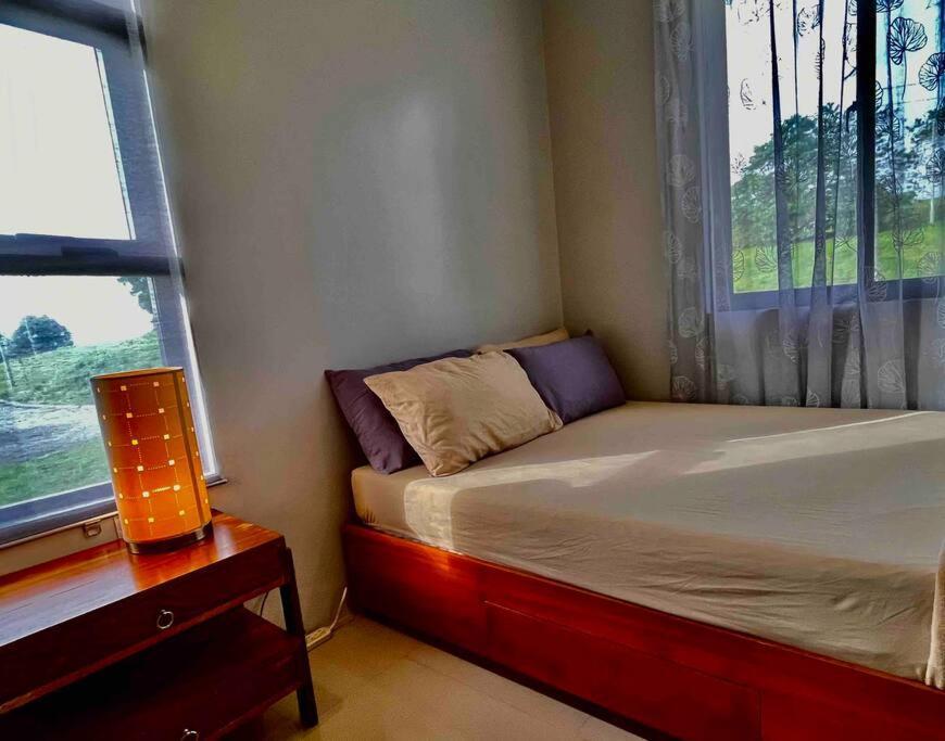 Overlooking Staycation At Sandari Batulao