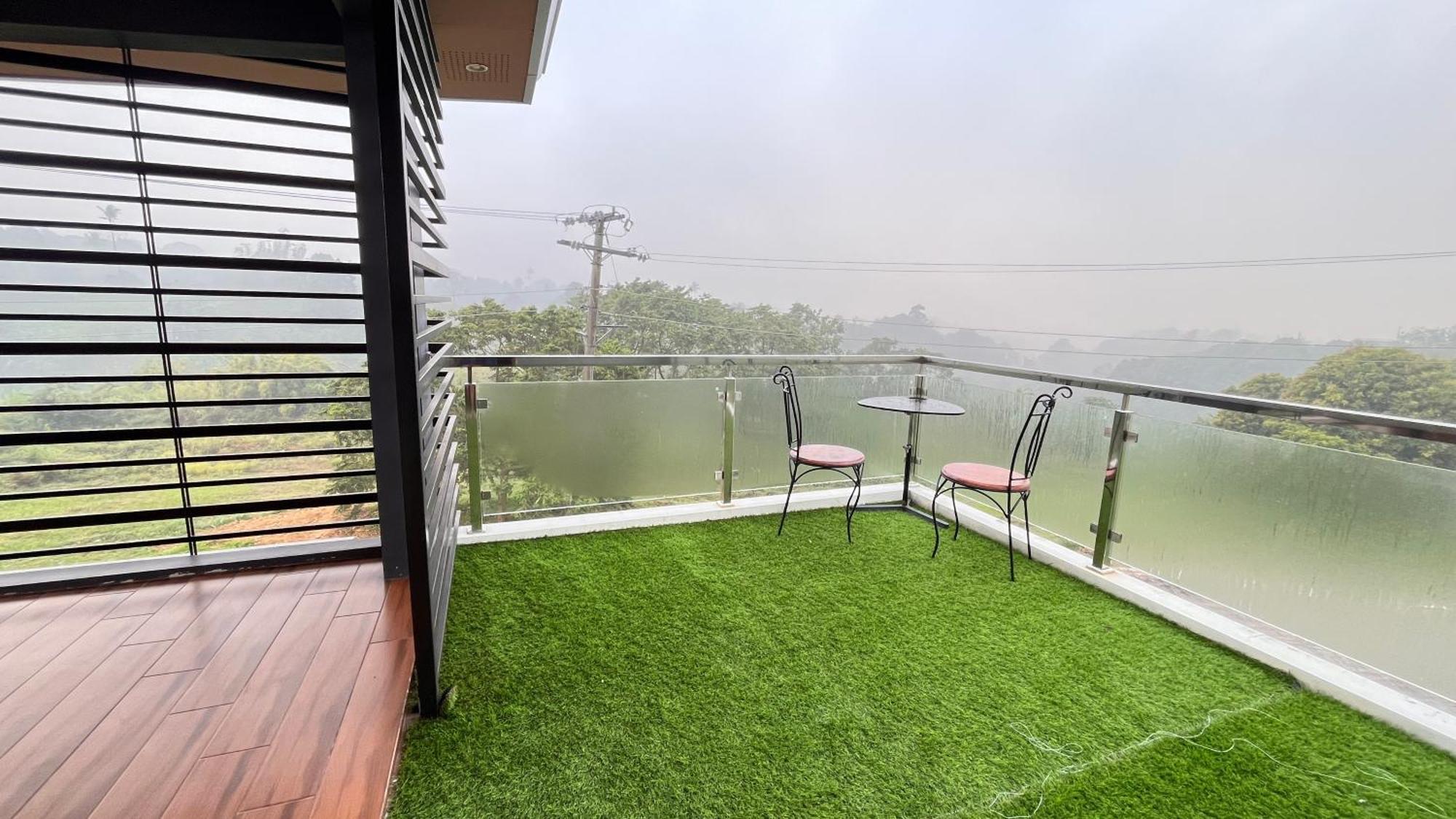 Overlooking Staycation At Sandari Batulao Holiday home